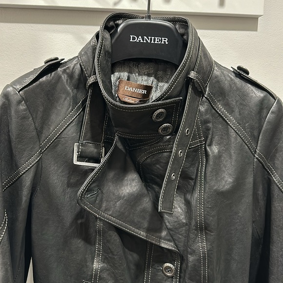 Never worn black military style leather jacket - Picture 5 of 12